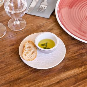 Manufacture Rock blanc Bread & Butter Plate