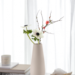 Manufacture Collier beige Vase Carré tall