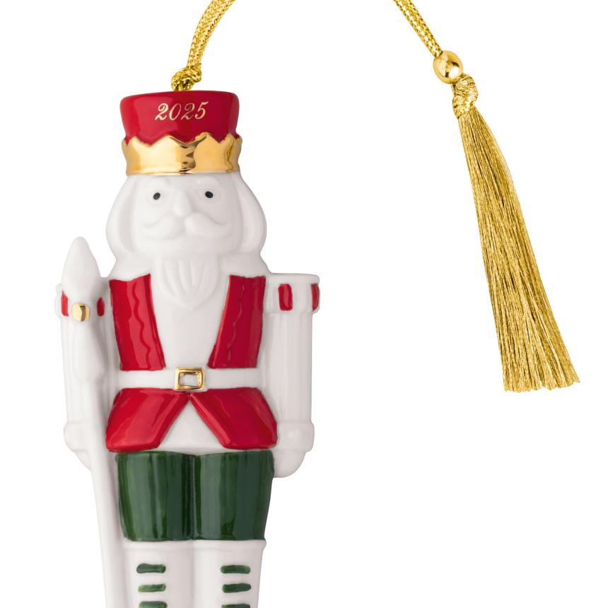 Christmas Classics fenyődísz diótörő 2025